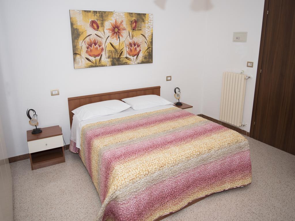 La Casa Di Tina Apartment Colonnella Bilik gambar
