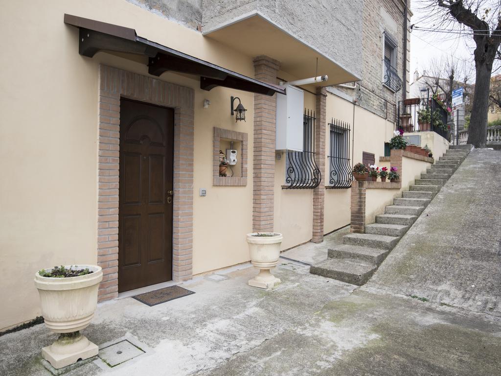 La Casa Di Tina Apartment Colonnella Bilik gambar
