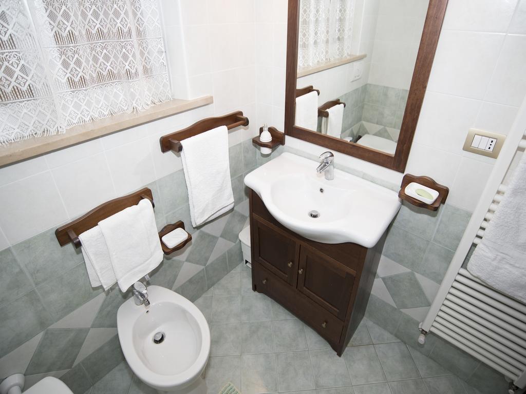 La Casa Di Tina Apartment Colonnella Bilik gambar